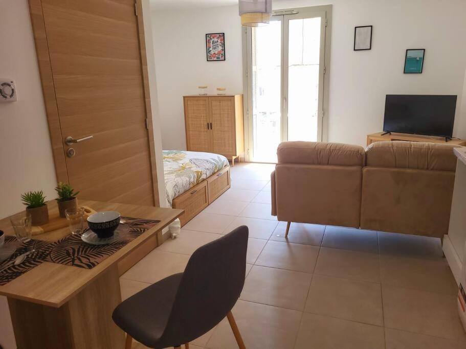 شقة Citadella Cosy Confort Climatise Calvi Centre المظهر الخارجي الصورة